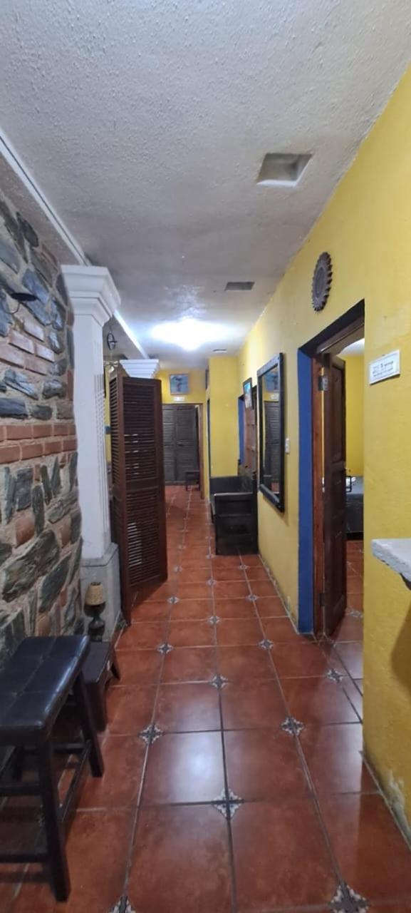 Hotel Posada Gutierrez أنتيغوا غواتيمالا المظهر الخارجي الصورة